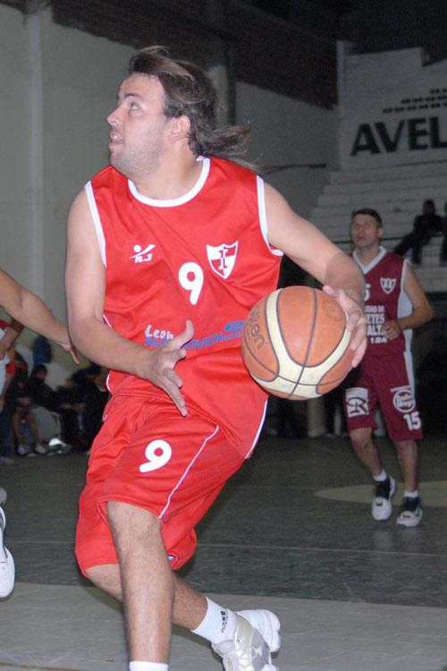 indep-esteban-velasco