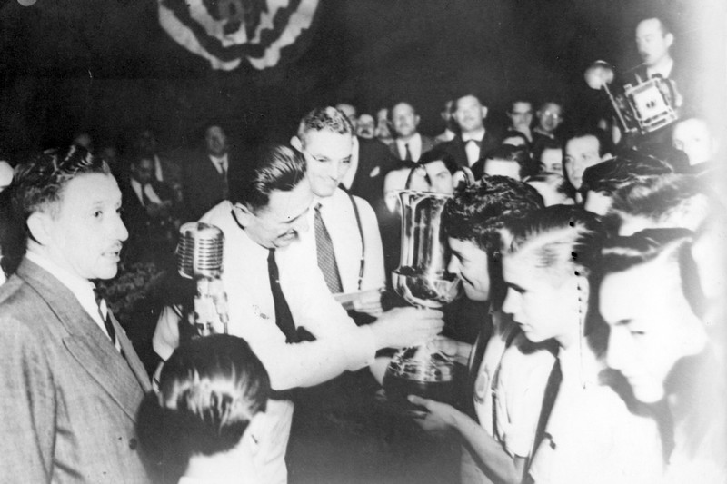 Asociacion Mitre campeon argentino sub 15 de basquet, torneo Evita 1953