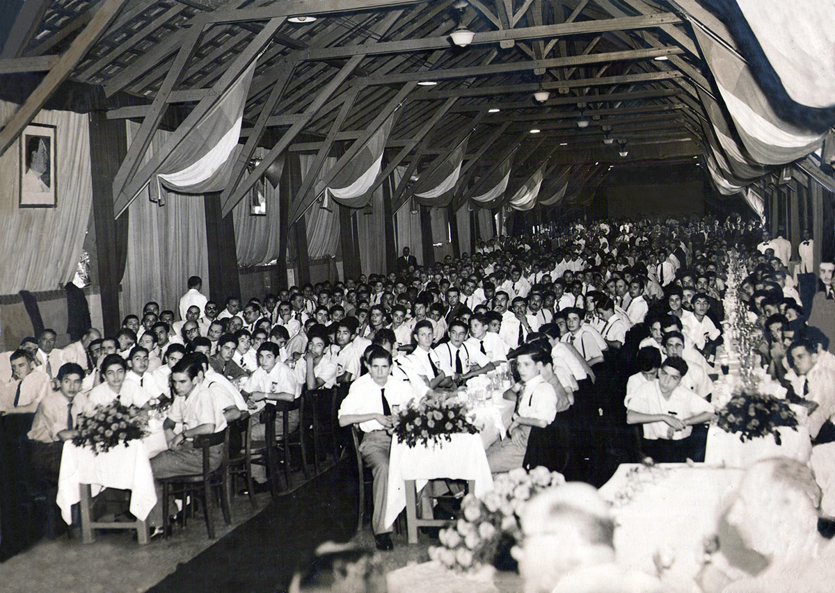 Los chicos participantes de los Juegos Evita agasajados en la Quinta de Olivos