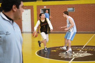 LEANDRO VILDOZA es el conductor de nuestra selección U19. Martín De Zan conducirá tácticamente el equipo.
