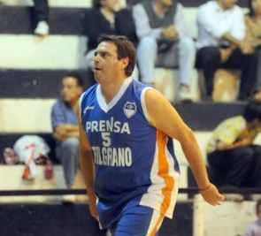 CONDUCCIÓN. Mariano Maldonado, base de Belgrano CyD.