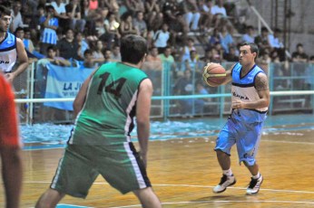 CONDUCTOR. Juventud Unida confía en la experiencia de Esteban Dorado. 