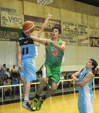 NO DEJÓ DUDAS. Mitre venció a Juventud y sacó ventaja en la serie. LA GACETA / FOTO DE HÉCTOR PERALTA