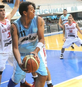 APORTA OFICIO Y EFICACIA. Marcos Moreno analizó la campaña del “Beibi”. LA GACETA / FOTO DE HÉCTOR PERALTA (ARCHIVO)