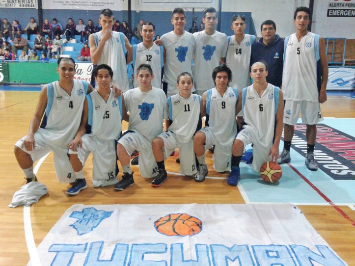 CAMPAÑA ESPECTACULAR. Los chicos el U17 tucumano, entre los mejores cuatro del Argentino. FOTO GENTILEZA Martín Alejandro Vera