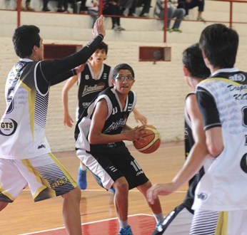 QUIERE REPETIR. Estudiantes fue el campeón del Provinicla U17 en la edición anterior. FOTO DE ARCHIVO