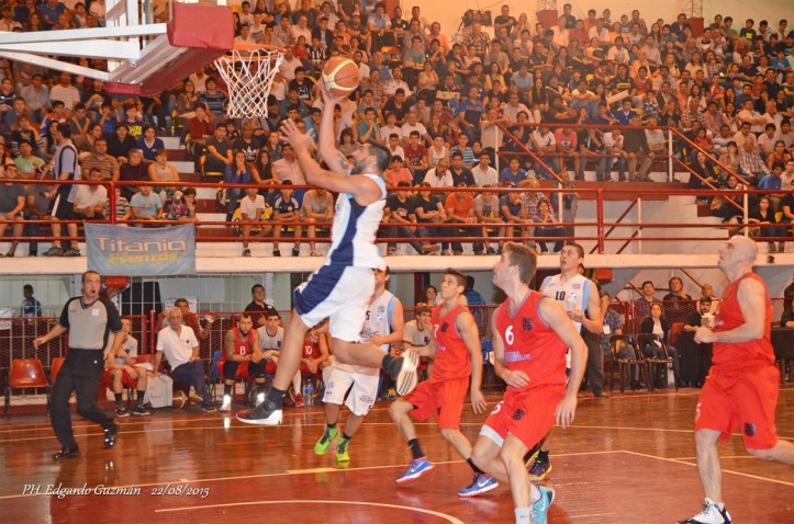 JERÓNIMO SOLÓRZANO. Fue el héroe de la noche.